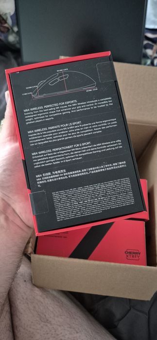 Mouse gaming wireless Cherry Xtrfy M64