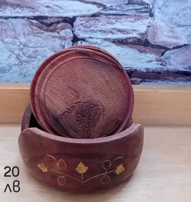 Разни дървени сувенири, рамки