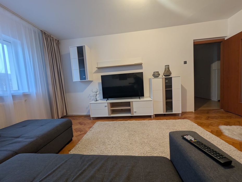 Închiriez apartament 3  CD camere decomandat Grădinari / Metalurgie