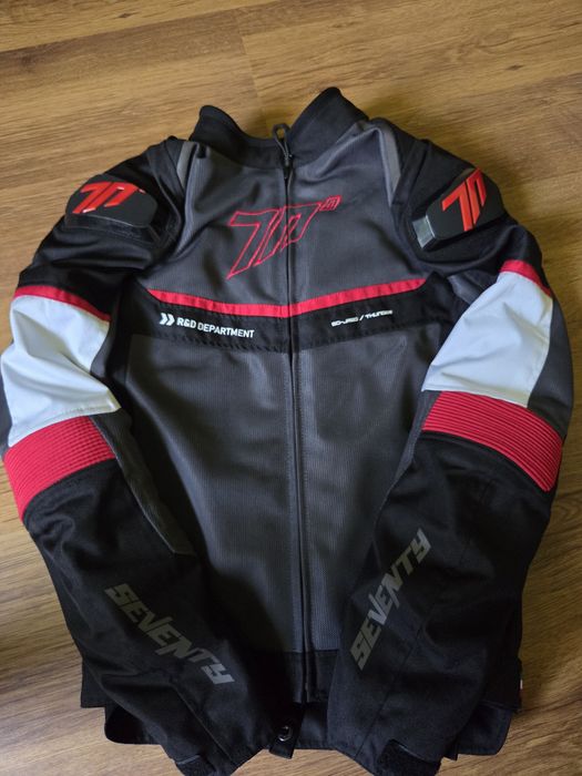 Echipament motocicleta