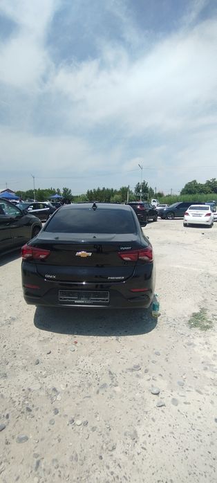 Chevrolet onix primyer+