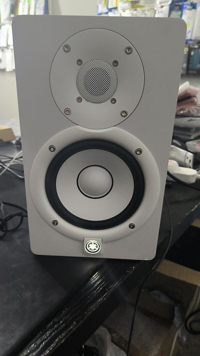 Boxa monitor studio Yamaha hs5