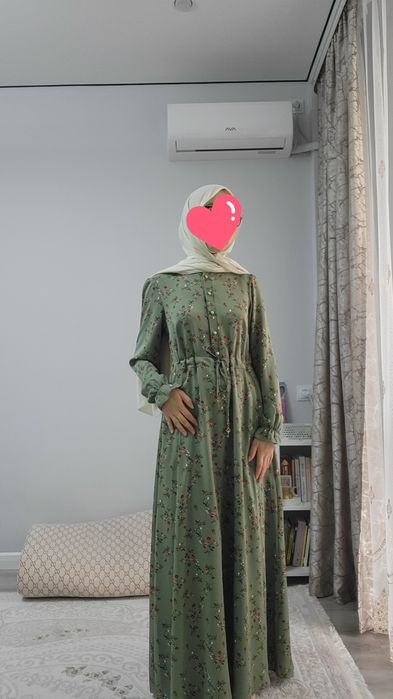 Платья  и  обувь