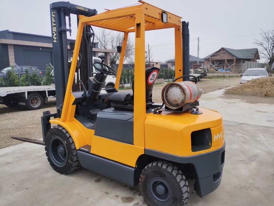 Stivuitor/Motostivuitor Ridică 2500kg Translatie