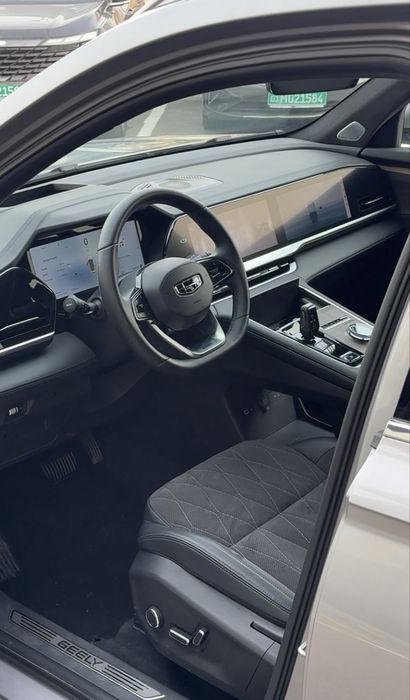 Kia Sorento or Geely Monjaro !