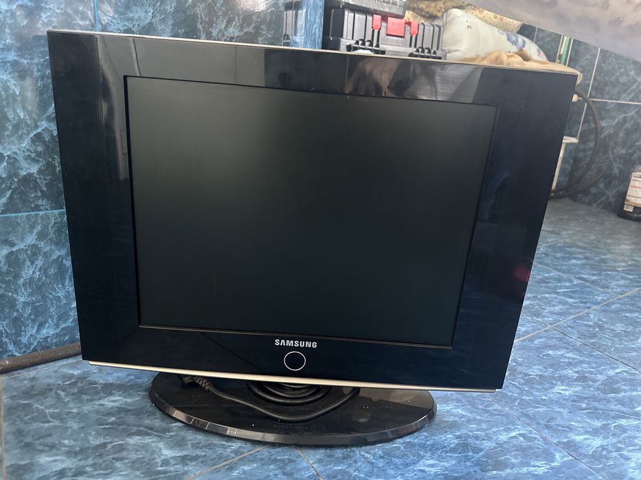 Продам телевизор Samsung
