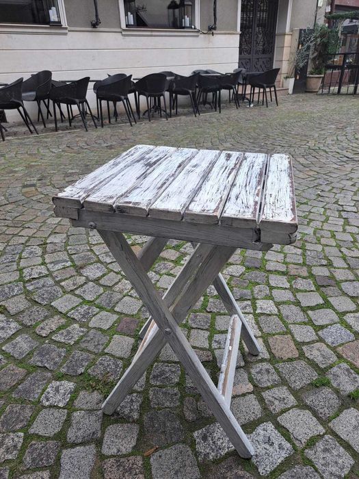 Дървена арт маса 50х50см