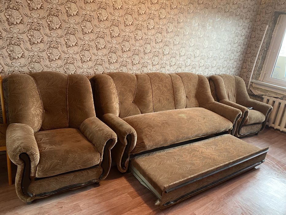 Хороший диван в отличном состоянии