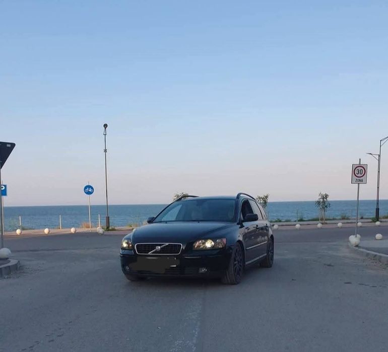 Volvo V50 2.0 Diesel 136 CP 2006 Break masina de familie