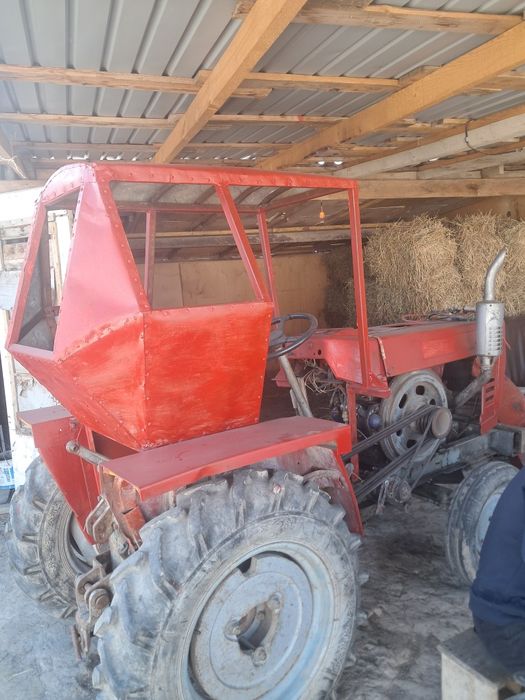 Сәлеметсіздер ме.Трактор сатылады