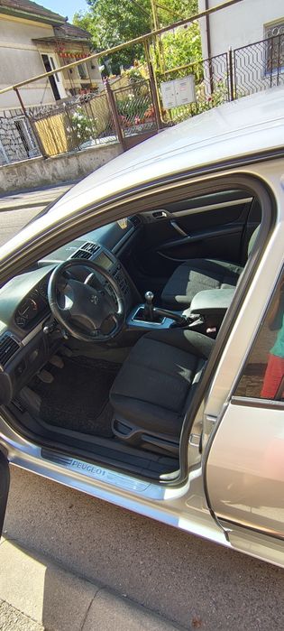 Vând Peugeot 407