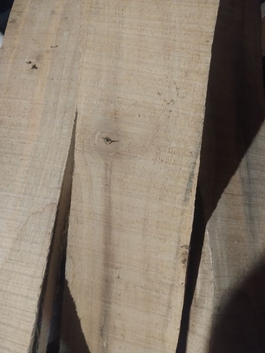 Cherestea scândură nuc veche 10 ani