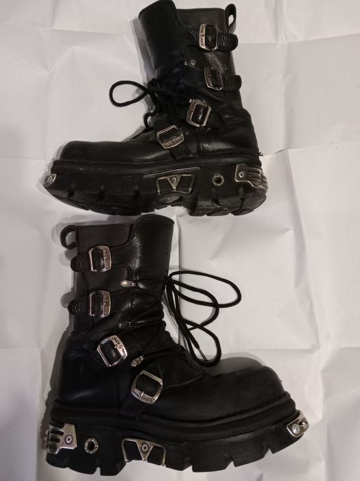 Продаются ботинки