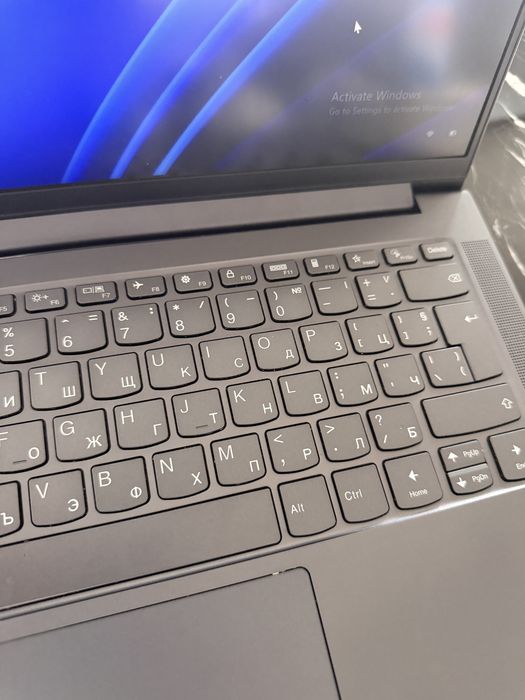 Lenovo 11th generation i7 16 GB RAM, 1 TB SSD (≈ 950 GB общо)