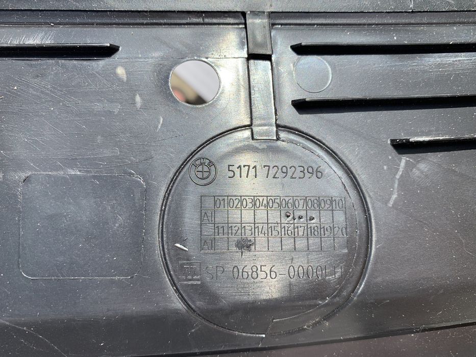 Grile stergatoare interior motor BMW X5 f16 si X6 F16