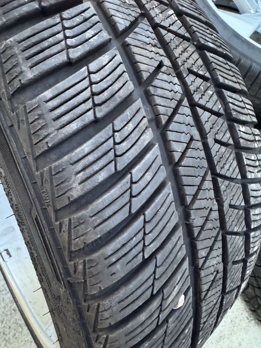 Джанти със зимни гуми Ауди 18”
