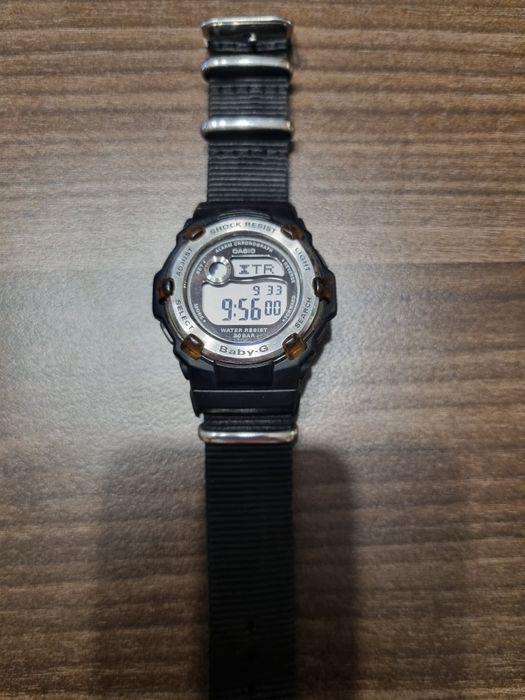 Оригинален дамски часовник Casio Baby G