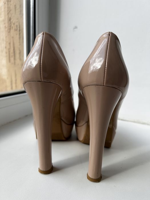 Туфли женские 35 размера