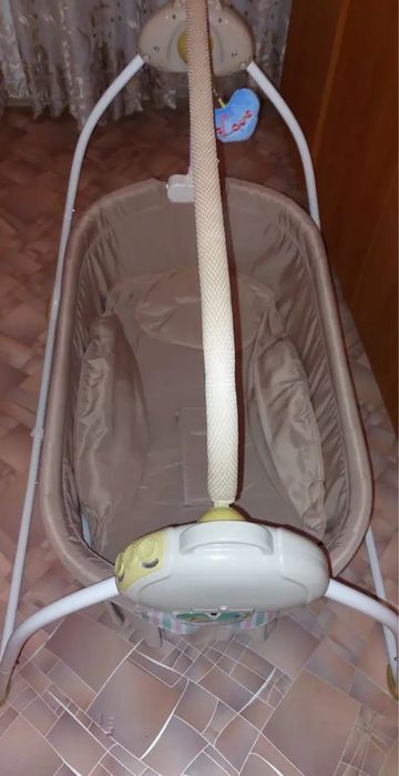 Кроватка -качалка