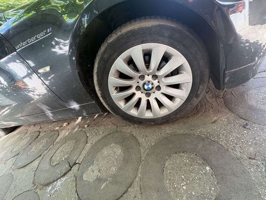 Vand bmw anul 2005