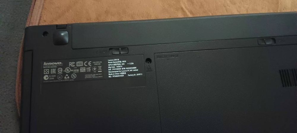: Lenovo G50-30 Използван