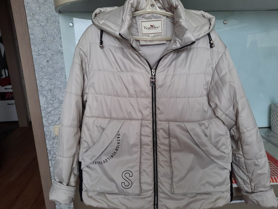 Зимняя куртка р44