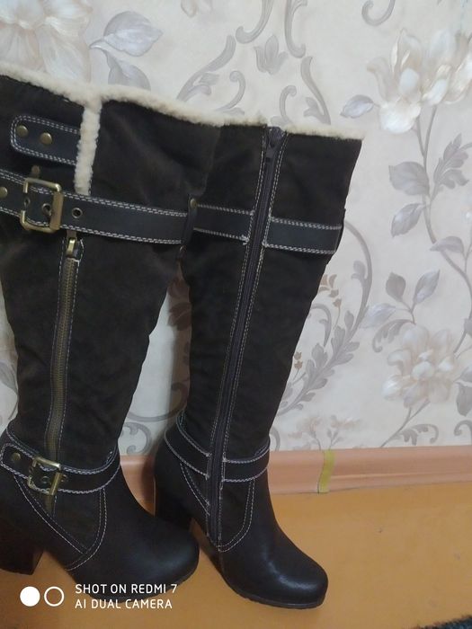 Продам сапоги женские