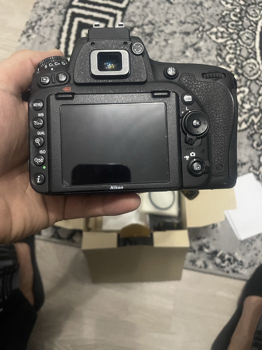 Vand Nikon D750 Dslr