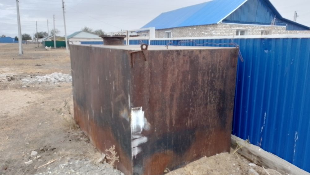 Цистерна для воды и гсм