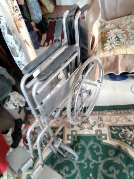 Инвалидная коляска прогулочная