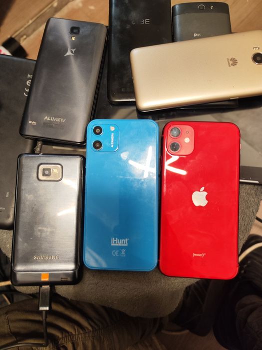 Vand telefoane de colecție