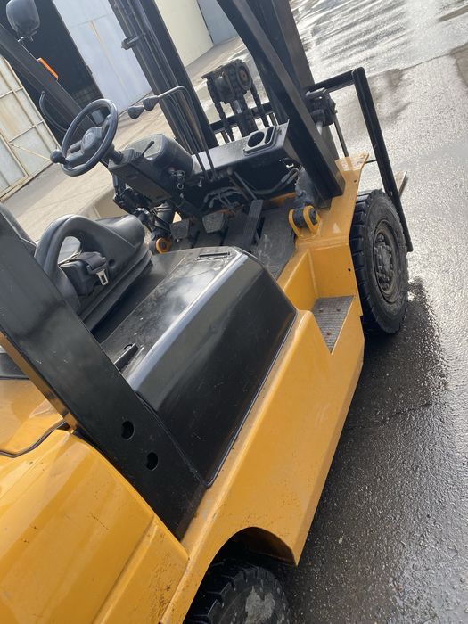 Продам вилочный погрузчик