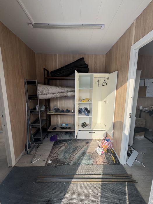 Продам контейнера 2 шт