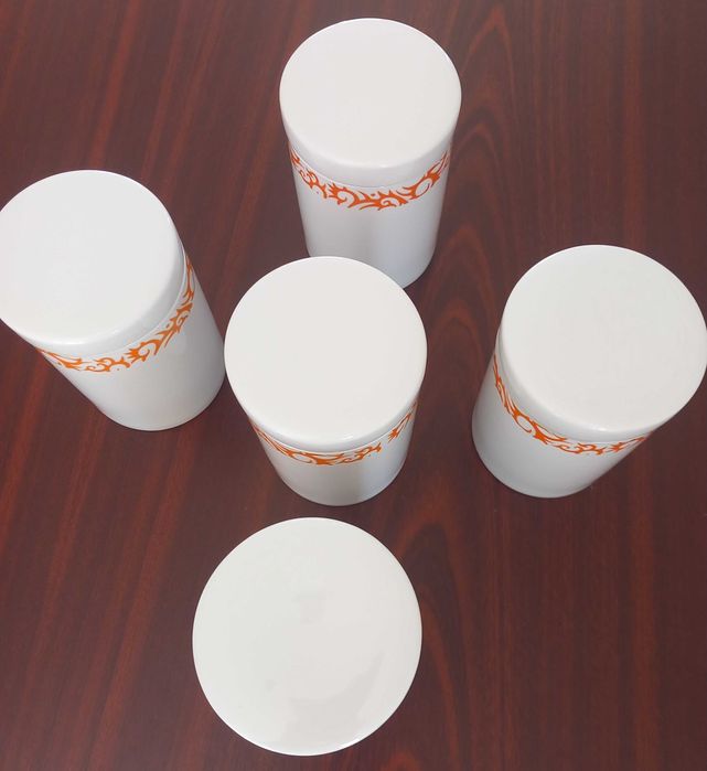 Recipiente bucãtãrie