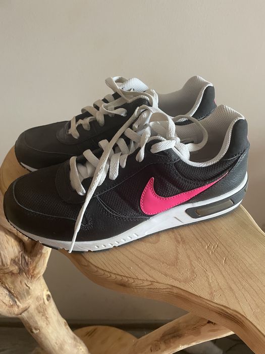 Маратонки Nike