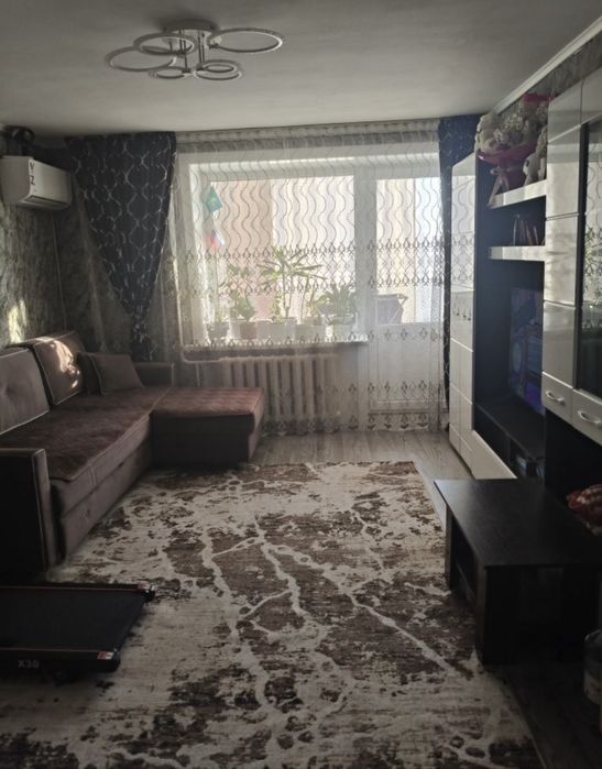 Продам двух-комнатную квартиру.