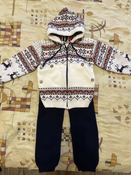 Детский вязанный костюм