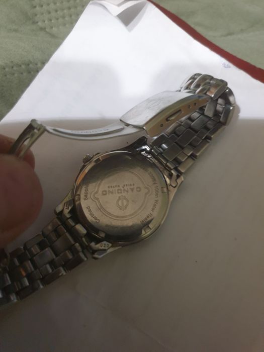 Часовник candino