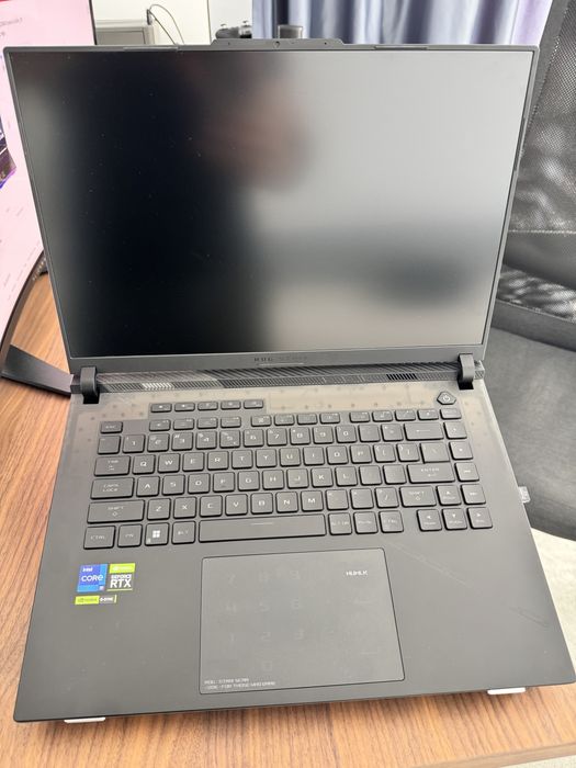 Laptop ASUS ROG STRIX SCAR 16 G634JZ RTX 4080, 32GB, 1TB SSD, 240hz