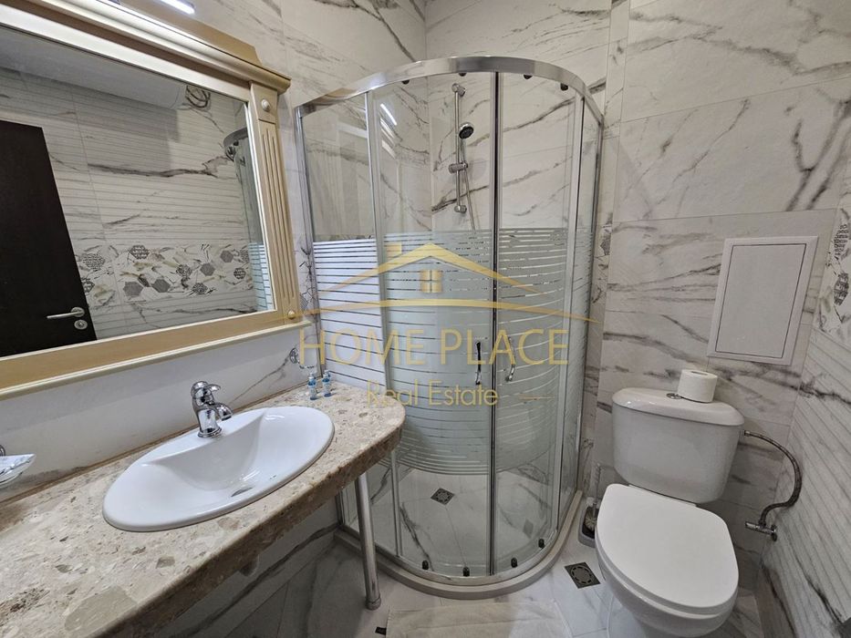 Тристаен апартамент в затворен комплекс