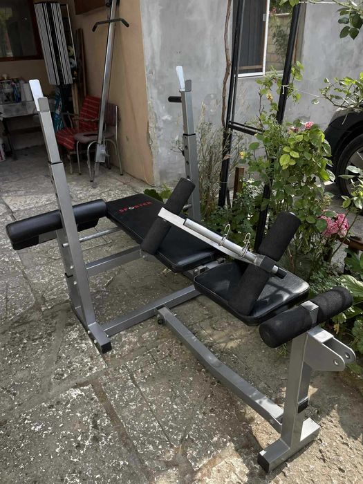 Фитнес мултифункционален уред. Лежанка, успоредка.