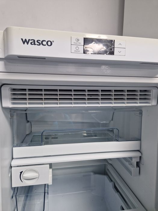 Фризер Point A++ No frost