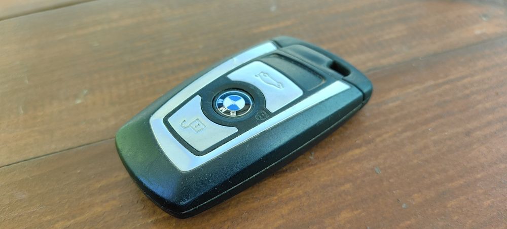 Оригинални ключове за BMW