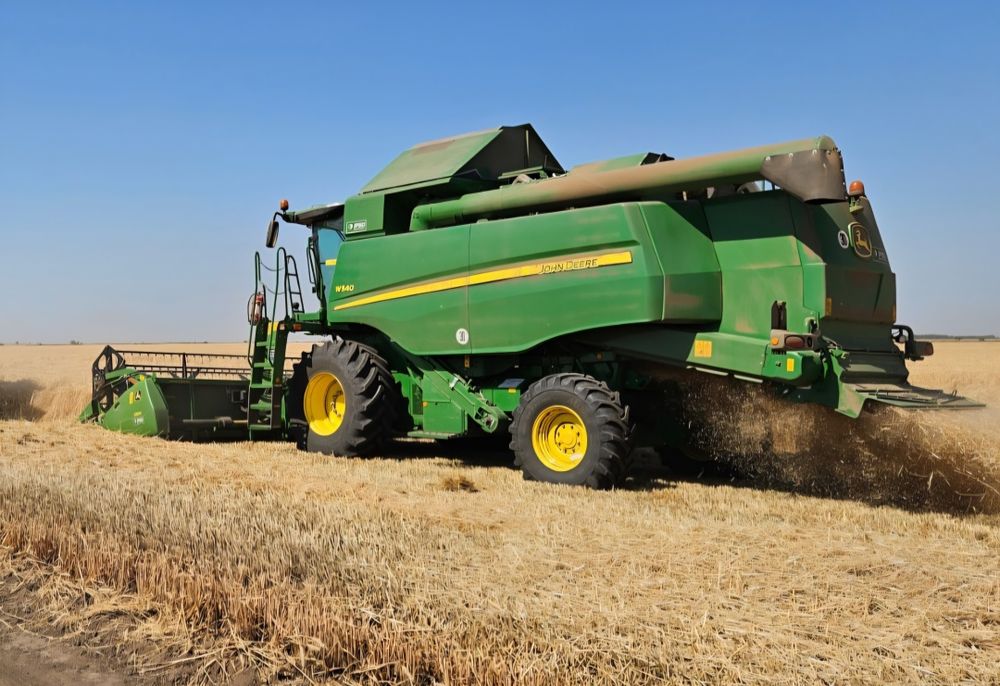 Combină John Deere W540
