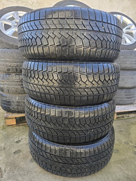 4 бр.Зимни гуми 245.45.19 GOODRIDE