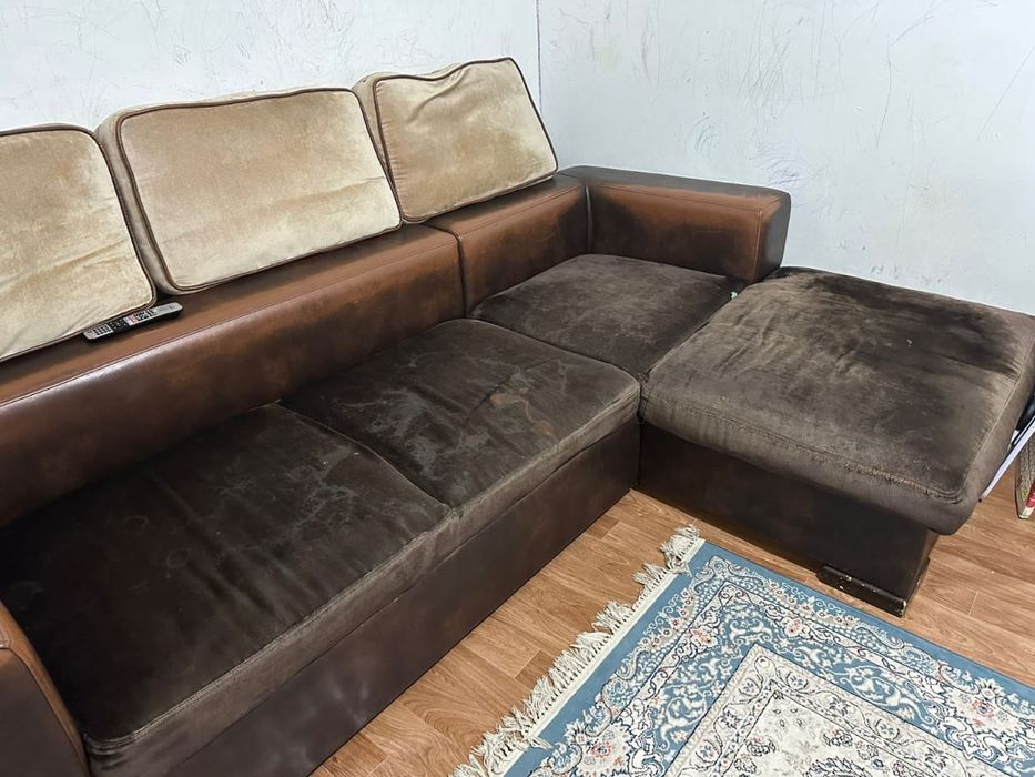 Диван  срочно продам