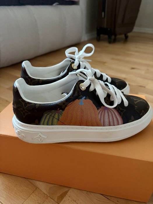 Обувки Louis Vuitton