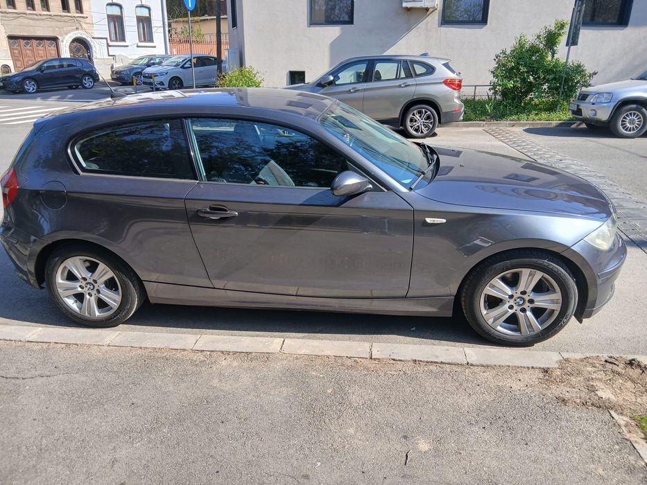Vând BMW seria 1 e81