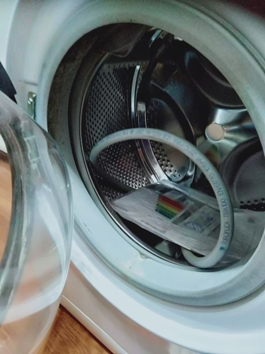 Стиральная машина Ariston