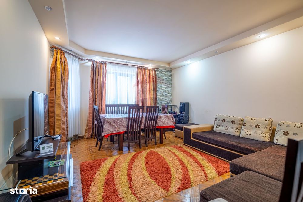 Vila cu 6 camere de vânzare în Predeal